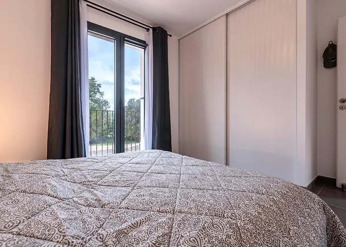 Padolo - 5min Du Port De *